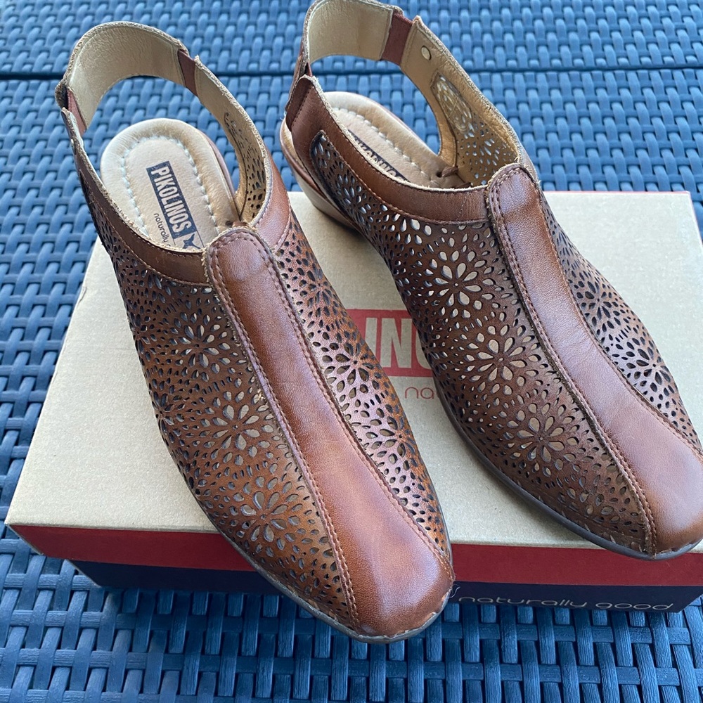 PIKOLINOS Slingbacks